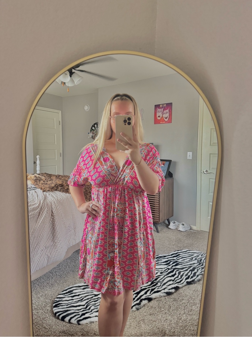 Women’s Pink Floral V-Neck Tie-Front Dress